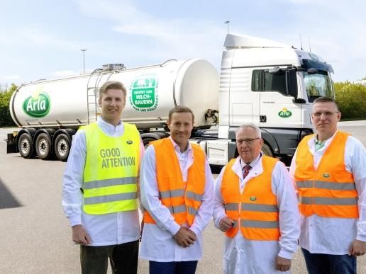 Nachhaltige Milchproduktion in der Region - Landwirtschaftsminister Backhaus besucht Arla Werk in Upahl