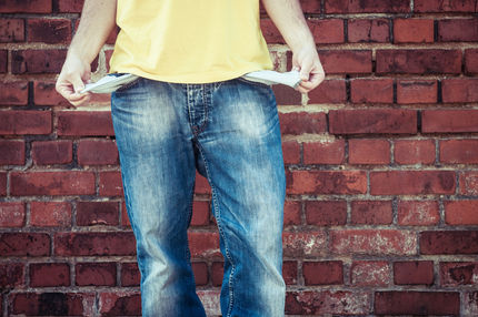 Economic crisis lowers birth rates