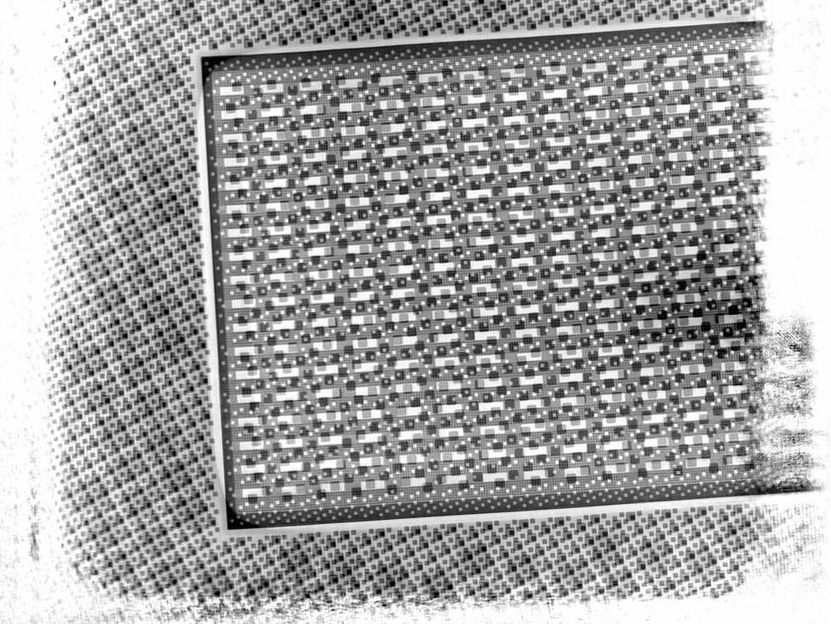 High-speed imaging of microchips - Novel method enables fast X-ray scans of large objects with nanometre resolution