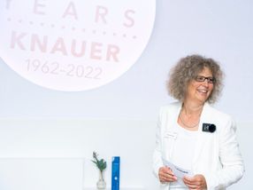 KNAUER feiert 60-jähriges Jubiläum und vergibt Wissenschaftspreis an jungen Forscher
