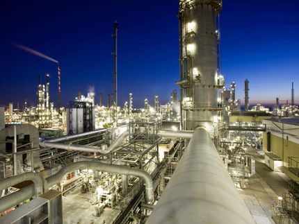 BASF mit erneut starkem Ergebnis trotz anhaltend hoher Preise für Rohstoffe und Energie