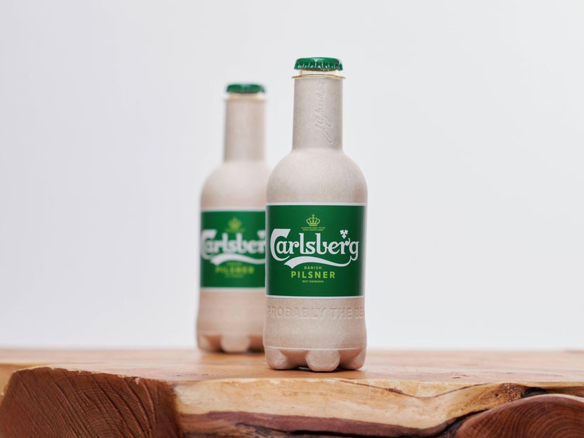 Carlsberg présente la dernière version de la Fibre Bottle - Un pas vert vers l'avenir ?