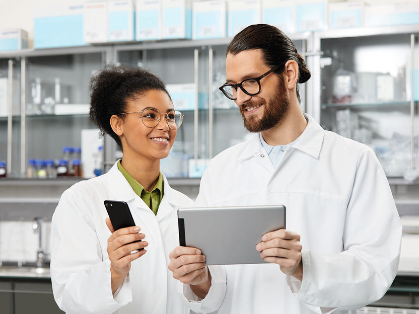 Digital lab management: Fully connected - Eppendorf partners up with eLabNext and Clustermarket