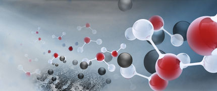 Fließendes Wasser energetisiert Mineralien