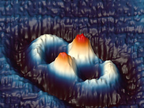 Wie magnetische Atome untereinander konkurrieren