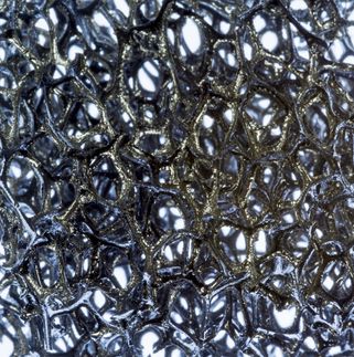 boron carbide coated reticulated carbon foam