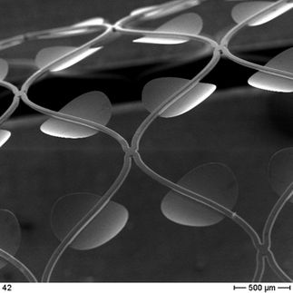 Titan-Nickel-Kupfer Legierung