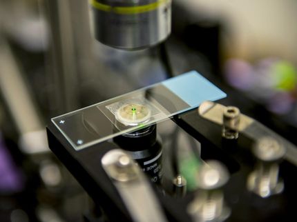 nanocrystals lasers cooling