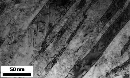 Cristales de ferrita bainítica