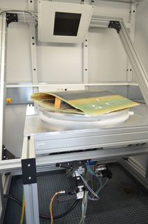 Computer-Laminographie und Radiographie-Anlage
