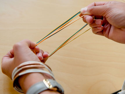 Schwefelbrücken in Wasser spalten ist komplizierter als gedacht