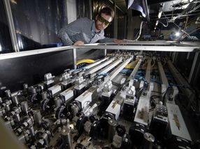 Handlicher XUV-Laser macht Teilchenbeschleunigern Konkurrenz
