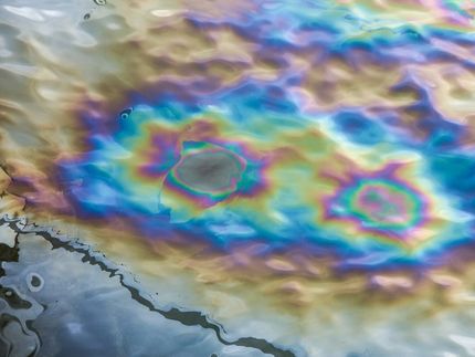 Neuer Schaumstoff könnte Beseitigung von ausgelaufenem Öl und Diesel revolutionieren