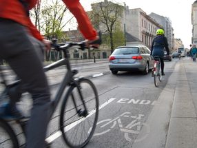 Cycling to work may cut your risk of premature death by 40%