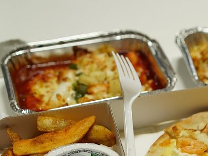 Aluminium aus Menüschalen gelangt ins Essen