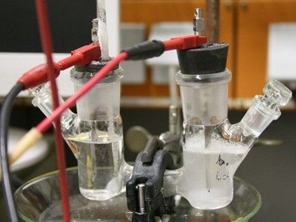 186.000 Euro für Lehre in der Elektrosynthese