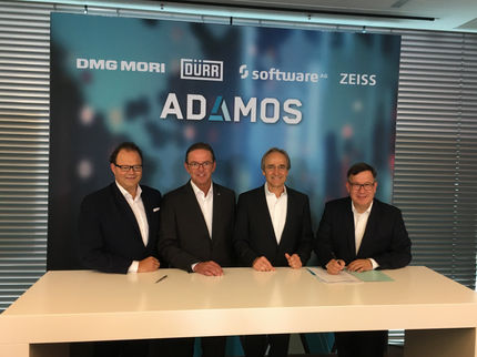 New alliance between machine building and IT for Industrie 4.0