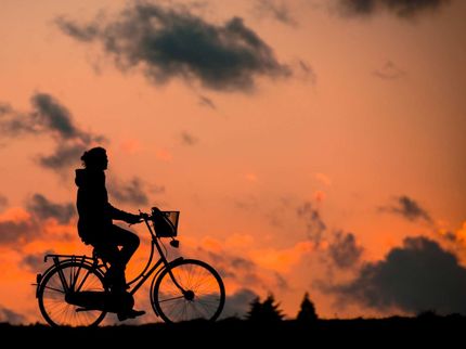 Fahrradfahren bringt die Neuronen bei Parkinson in den richtigen Takt