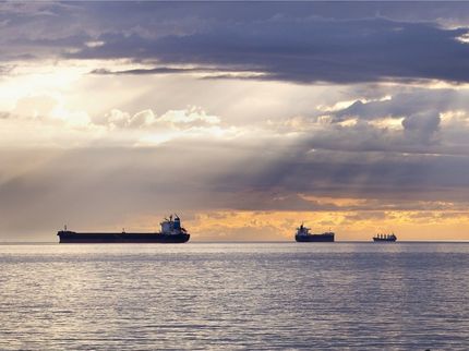 Strenge Umwelt-Grenzwerte fordern Schifffahrt und Raffinerien heraus