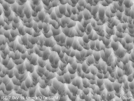 Fraunhofer steigert Weltrekord für multikristalline Siliciumsolarzelle auf 22,3 Prozent