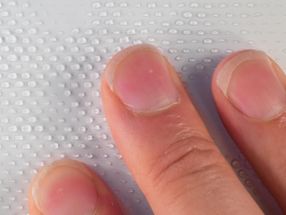 A novel textile material that keeps itself germ-free