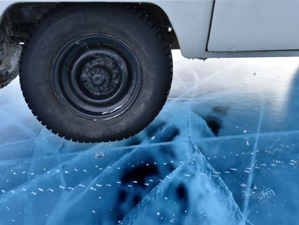 Nuevos enfoques al misterio de por qué el hielo resbala