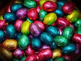 Schokoladen-Ostereier sind 2023 ein teurer Genuss - trotz der um 11 Prozent gesunkenen Rohstoffkosten