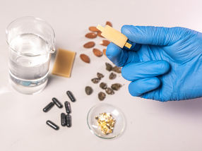 A team of researchers at the Istituto Italiano di Tecnologia (IIT-Italian Institute of Technology) has created a totally edible and rechargeable battery, starting from materials that are normally consumed as part of our daily diet. The proof-of-concept battery cell has been described in a paper published in the Advanced Materials journal. The possible applications are in health diagnostics, food quality monitoring and edible soft robotics.