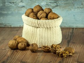 Eating walnuts on a regular basis could benefit adolescents' cognitive development and contribute to their psychological maturation