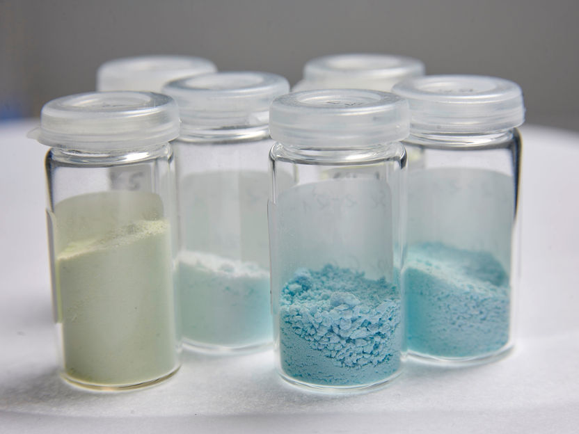 For shorter approval times: New process simulates decomposition of too long stored drugs in 15 minutes - New approach represents a paradigm shift in the application of mechanochemical processes in organic chemistry