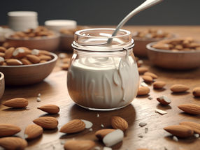 Das ist nicht verrückt: Joghurt aus Mandelmilch hat insgesamt einen höheren Nährwert als Joghurt aus Milchprodukten