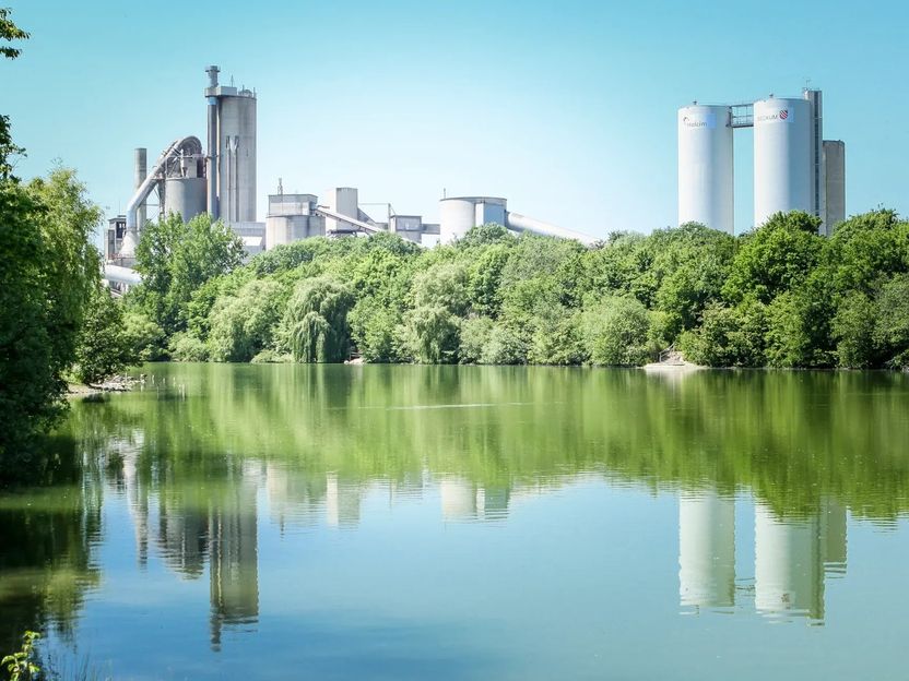 Holcim, thyssenkrupp Uhde y TU Berlin prueban un innovador proceso de captura de carbono - CO2 de gran pureza como materia prima