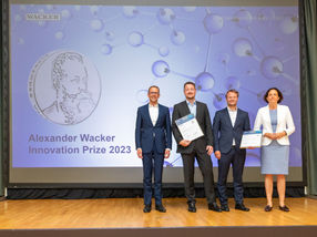 WACKER verleiht Innovationspreis für optimiertes Verfahren zur Herstellung von Polysilicium