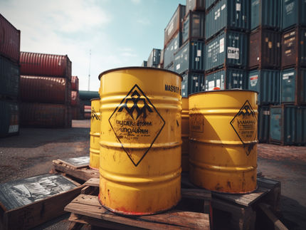 Illegaler Handel mit hochgefährlichen Chemikalien weit verbreitet