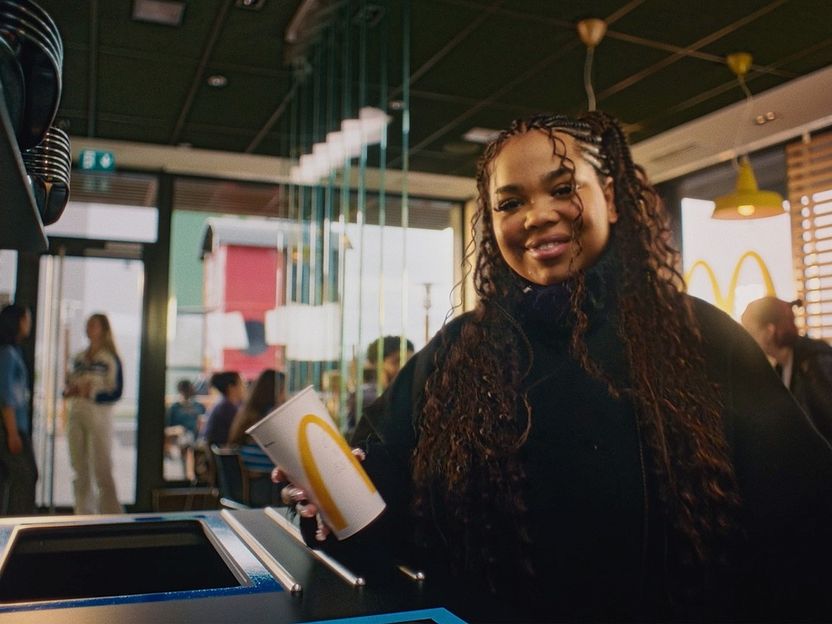 You are so beautiful: Sängerin Zoe Wees lässt für McDonald's einen bekannten Songklassiker wieder aufleben