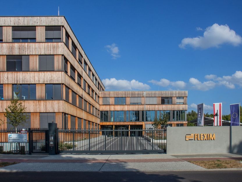 FLEXIM wird Teil von Emerson - Stammsitz in Berlin wird zum globalen Exzellenzzentrum für Ultraschalldurchflussmesstechnik ausgebaut