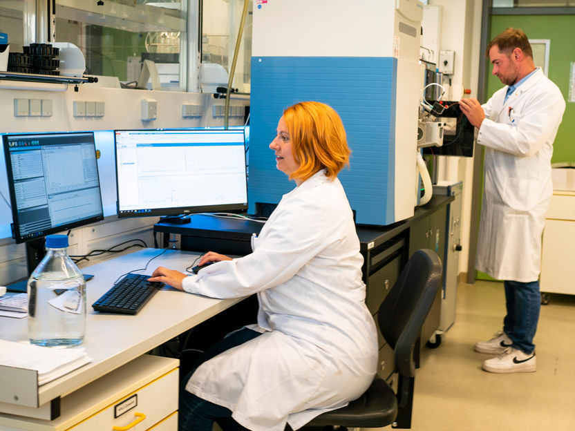 Innovative biocatalysts reduce pharmaceutical residues in wastewater - In a new interdisciplinary project, researchers are investigating the use of novel enzymes to remove micropollutants from municipal wastewater
