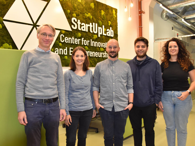Vom Hörsaal ins eigene Unternehmen - Gründerteam der EAH Jena entwickelt einen Sehtest im virtuellen Raum