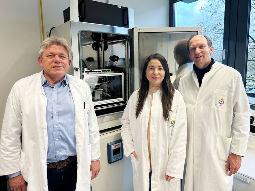 Sichtbar mehr Bewegung: Forschende aus dem Ruhrgebiet entwickeln neues Mikroskop für Immunzellen - Hochdurchsatzanalyse von Arzneimittelsubstanzen: 60-mal schneller als herkömmliche Mikroskope