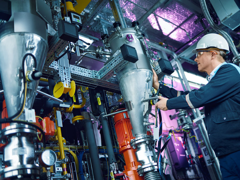 Primera planta piloto mundial de anilina de origen biológico - Uso de la biotecnología: un nuevo proceso para obtener materias primas sin petróleo, camino de la madurez industrial