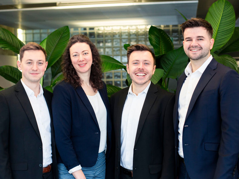 Start-up wants to defossilize the chemical industry: "We want to convert the really difficult plastic waste back into a raw material" - Interview with the founder: Cyclize