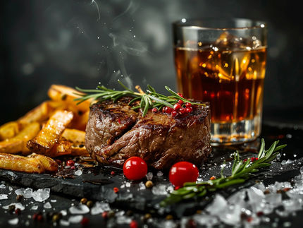 Fastenzeit 2024: 9,4 % weniger Alkohol und 3,6 % weniger Fleisch gekauft als im Schnitt der fastenfreien Zeit