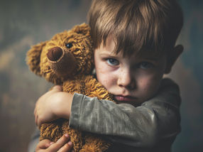 Wie Stress in der Kindheit die Genaktivität beeinflusst und das Risiko für psychische Erkrankungen erhöht