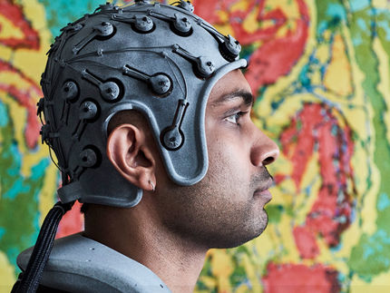 Innovative treatment helmet from a Basel spin-off promises advances in the treatment of Alzheimer’s