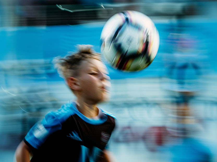 Kopfballverbot im Kinderfußball? - Neue Zahlen zu Kopfballspiel und Kopfverletzungen im Deutschen Kinder- und Jugendfußball