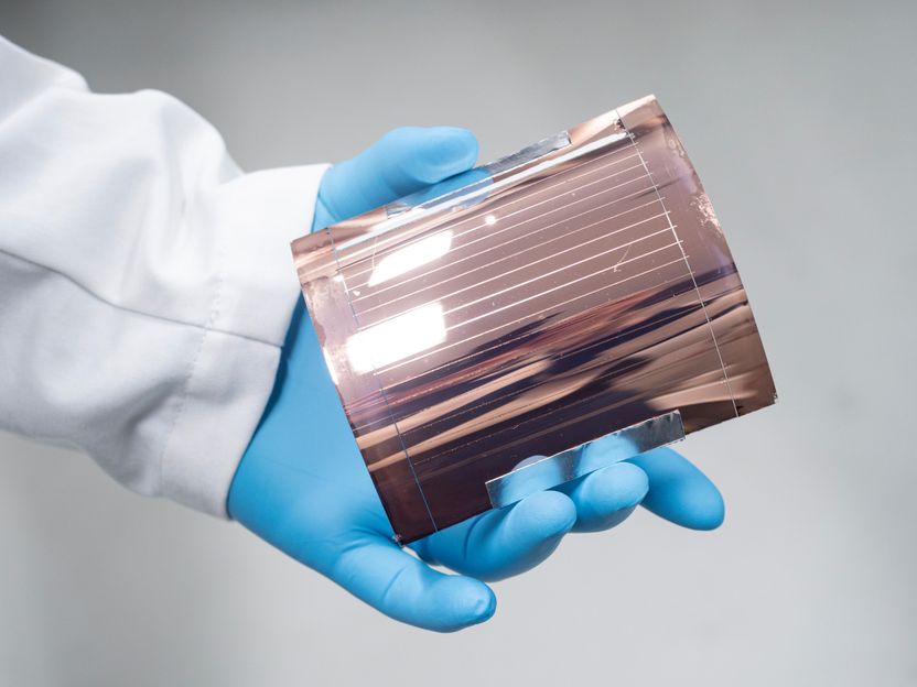 Light, flexible, efficient: Perovskite-based tandem solar cells