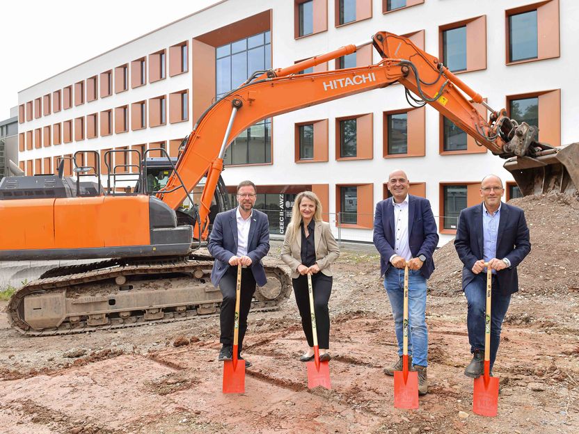Baubeginn am Gründerzentrum „lab2fab“ im Landgrafen-Campus der Universität Jena - Umwelt-relevante Forschung in nachhaltige Produkte überführen