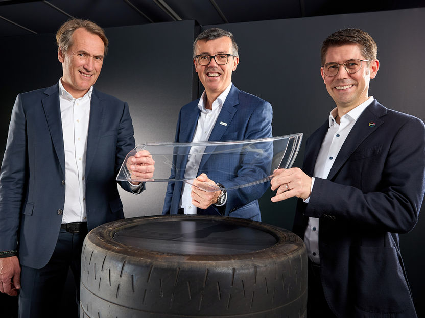 Neste, Borealis und Covestro wollen den Kreislauf für die Automobilindustrie schließen - Altreifen werden per chemischem Recycling verflüssigt, zu Rohstoff und weiter zu Basischemikalien und hochreinen Polycarbonaten verarbeitet