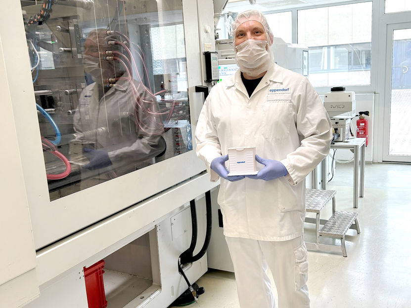 Recyclates: Recycled Materials as the Next Step Towards Increased Sustainability for High-End Laboratory Consumables - Disposable racks made from contact lens production leftovers