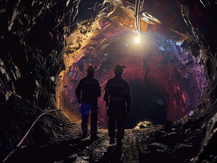 On the way to emission-free mining: extracting metals with microorganisms